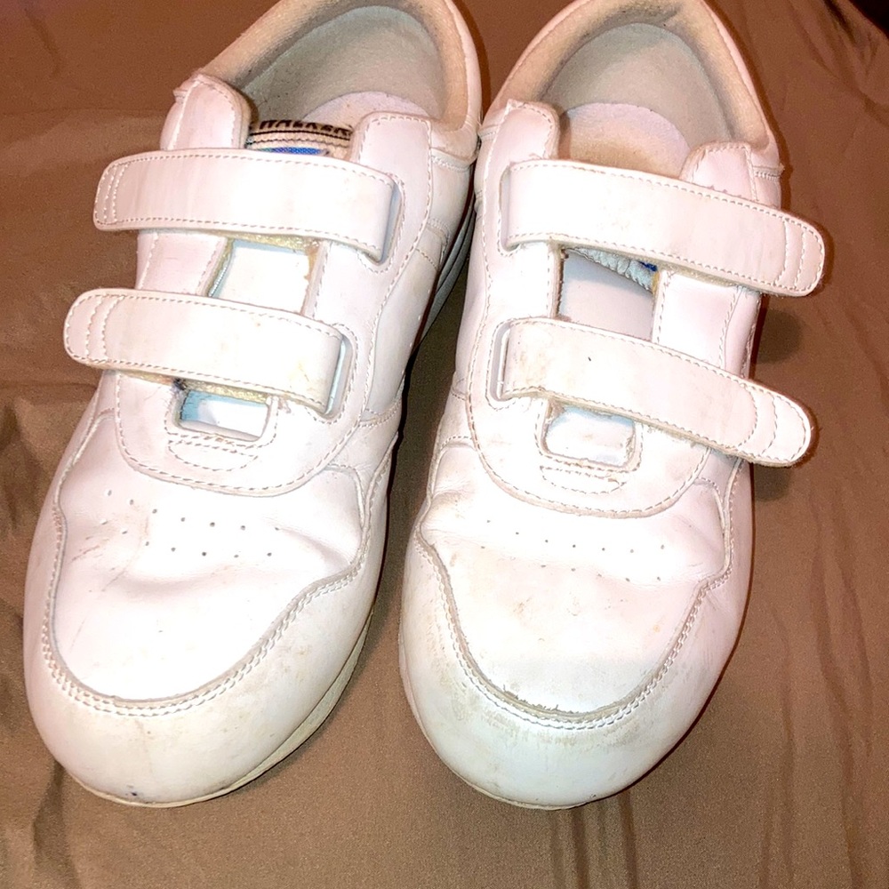 Propet Lifewalker sneaker 8.5